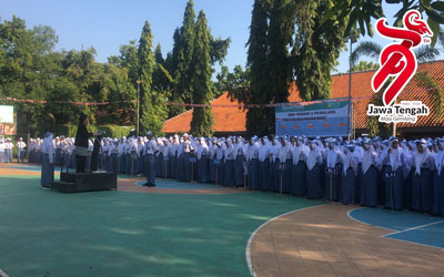 Upacara Peringatan Hari Ulang Tahun Jawa Tengah ke-79 dan sekaligus Pembukaan Kegiatan P5