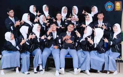 STRUKTUR PENGURUS ORGANISASI OSIS